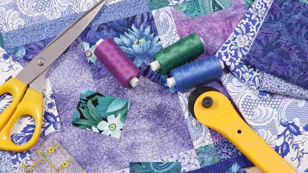 cutting quilting fabric shapes