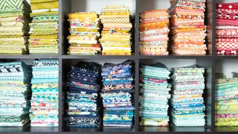 how to organize quilt fabrics