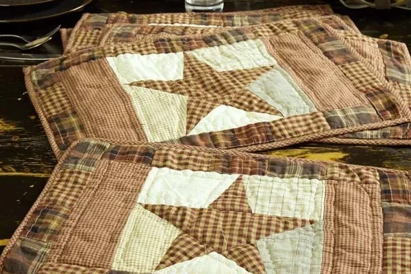 Traditional quilted fabric placemats