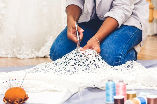Understanding Lace Types and Their Impact on Cutting