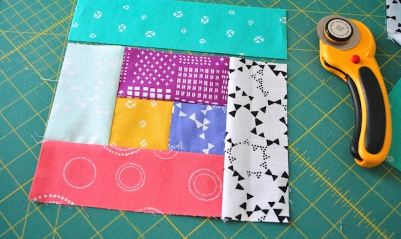 log cabin quilt block construction