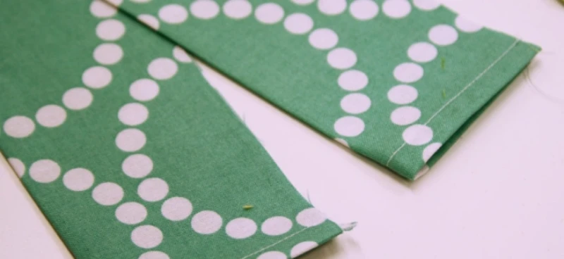 make a hanging sleeve