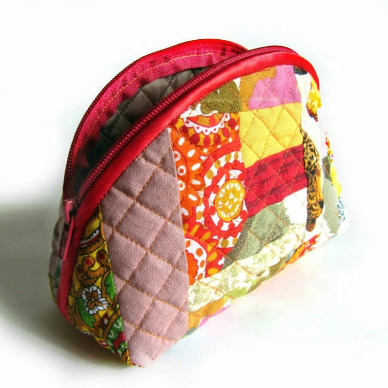 quilted cosmetic bag tutorial​